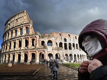 Italia Mengkarantina Jutaan Warganya Akibat Coronavirus