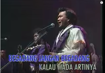 Begadang Dapat Memicu Keinginan Memakan Makanan Tidak Sehat