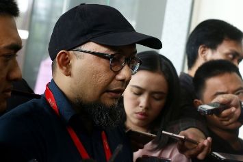 Kasus Novel Baswedan, Pulau Komodo Ditutup, Ovo Disorot KPPU, Jumlah Obesitas Meningkat