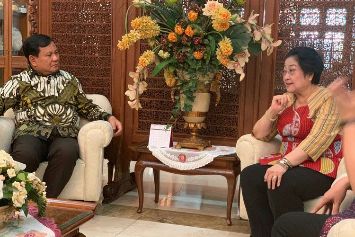 Pertemuan Megawati-Prabowo, Cuitan Ivanka Trump, Mobil Listrik, Festival Lembah Baliem