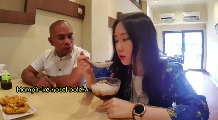 Pejabat Indonesia Ajak WNA ke Hotel