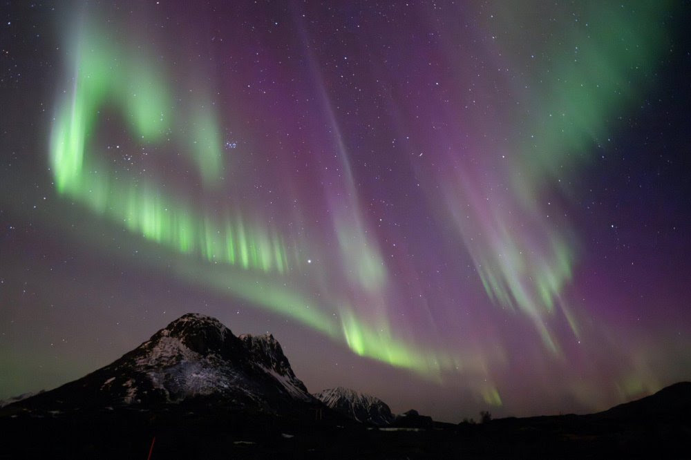 Aurora Terlihat di UK Hingga US
