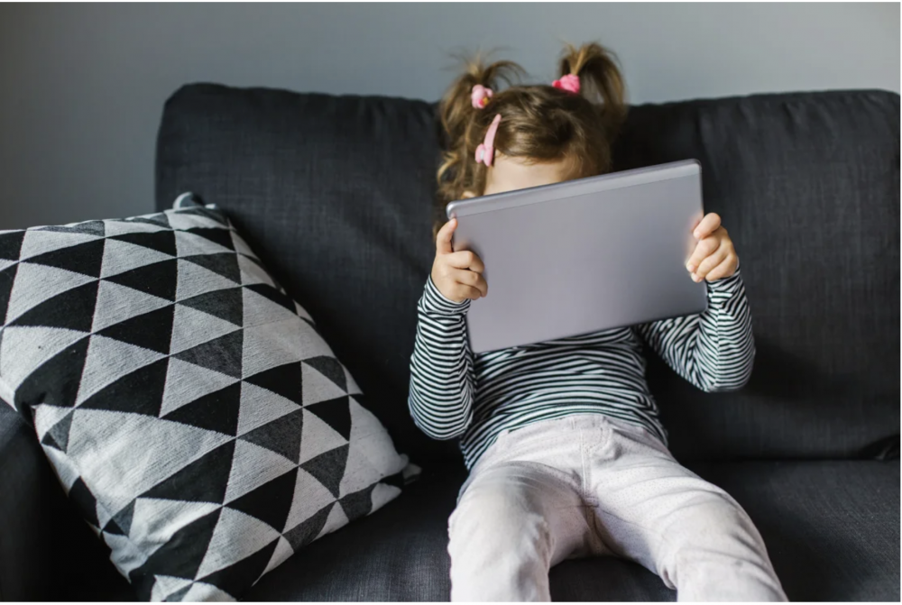 Emosi Lebih Tinggi Pada Anak Pemakai Gadget