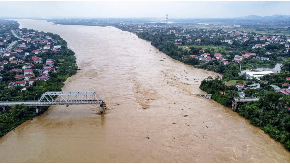 Vietnam Dilanda Bencana Angin Topan