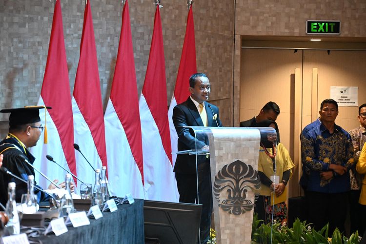 Gelar Doktor Bahlil Lahadalia