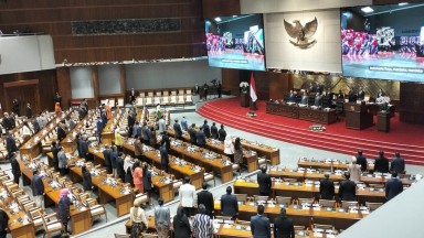 Prolegnas Prioritas 2025, Update Kasus Korupsi Timah Rp271 T, Duduk Terlalu Lama Beresiko Terserang Penyakit Jantung