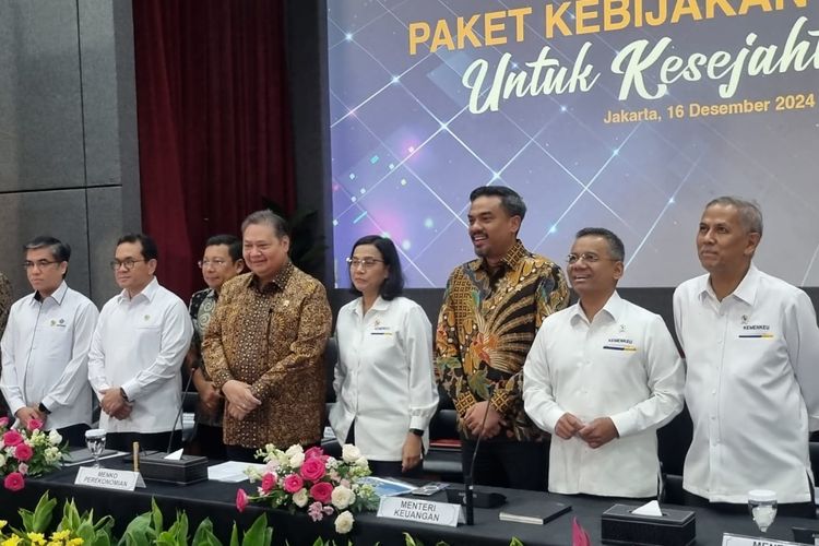 Kenaikan PPN Jadi 12%, Anak Bos Toko Roti Serang Karyawannya, Aktivis Lingkungan yang Divonis Masuk Penjara, Elon Musk Jadi Orang Terkaya di Dunia