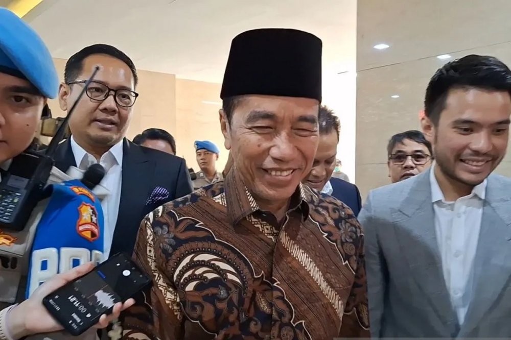 Drama Ijazah Palsu Jokowi